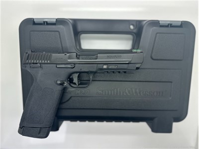 Smith & Wesson M&P 22 WRM Semi-Auto Pistol (Brand New!!)