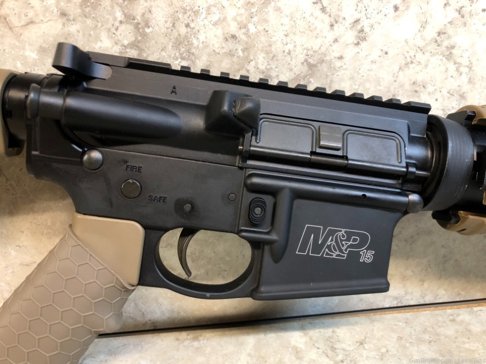 Smith & Wesson M&P15 5.56/.223 Rifle-img-4