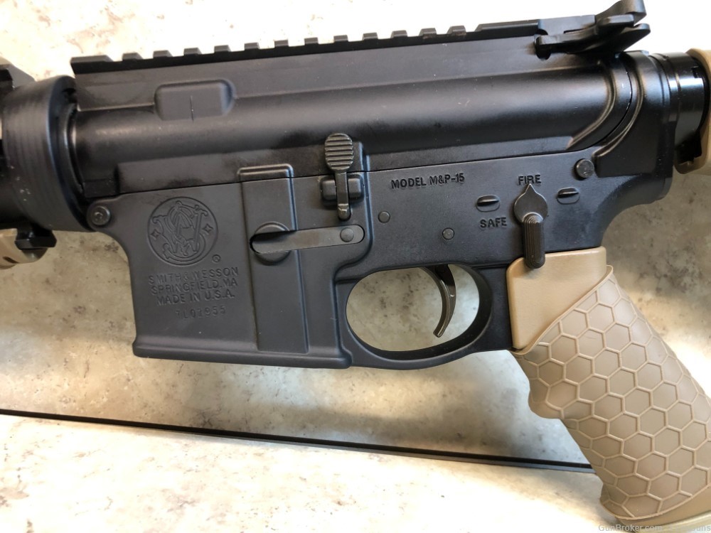Smith & Wesson M&P15 5.56/.223 Rifle-img-1