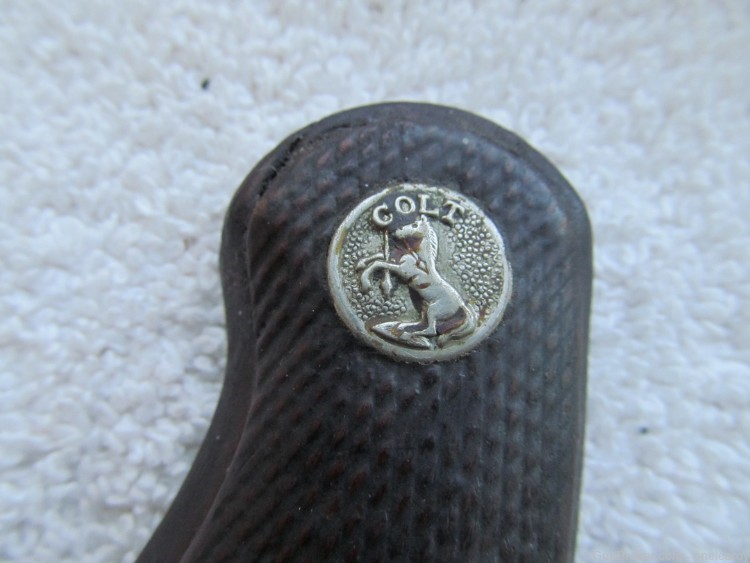 Colt Revolver Grips with Silver Medallions-img-2