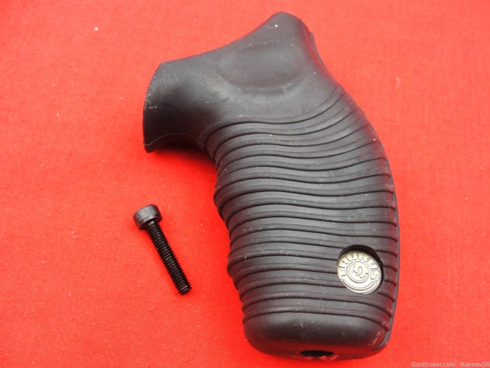 Taurus poly protector factory grips-img-0