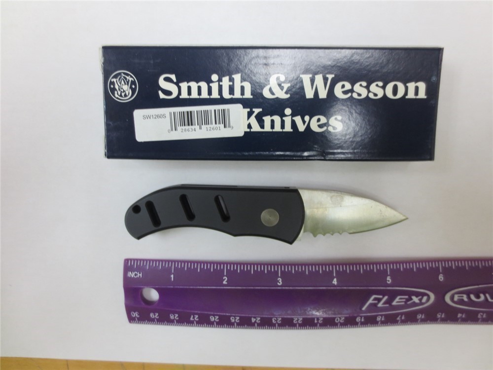 Smith & Wesson Automatic Knife, 2" Blade (SW1260S)-USA!-img-1