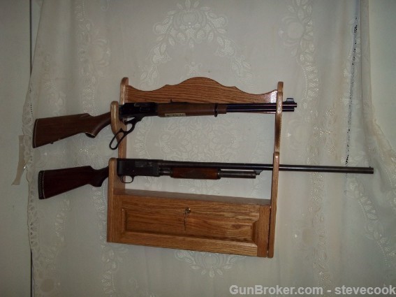 2 Gun Rack w/ Locking Storage CmptGolden Oak-img-5