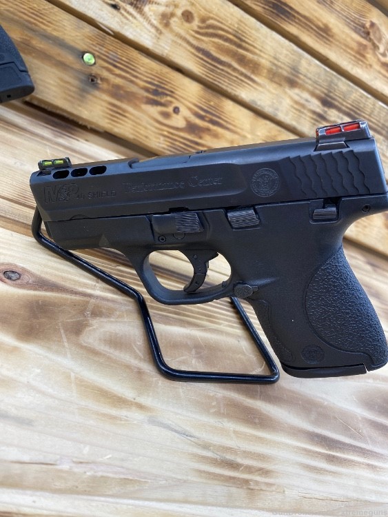 Smith & Wesson M&P40 Shield -img-0