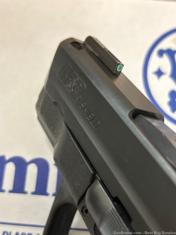 Smith & Wesson M&P 9 Shield no mag safety Hi-Vis sights -img-4