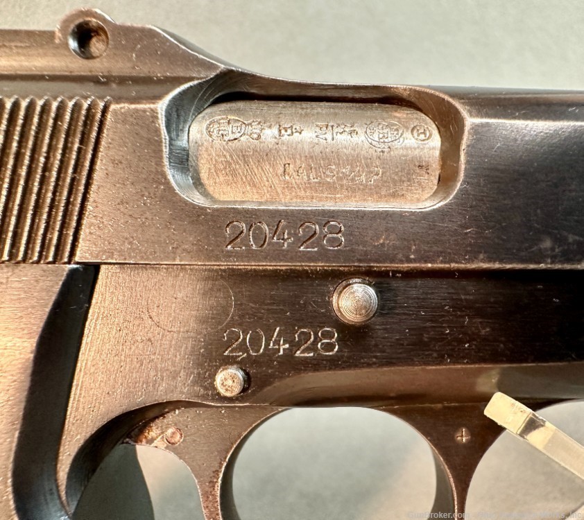 Pre-war Belgian Military Issue Slotted Tangent Hi Power Pistol-img-24