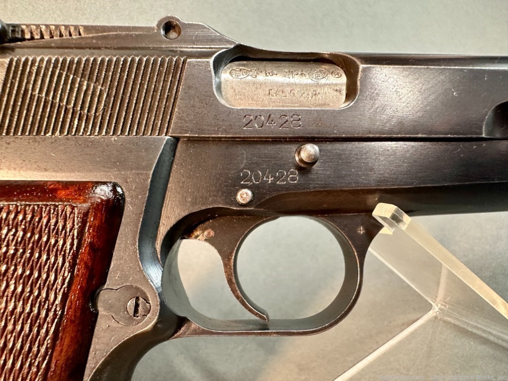 Pre-war Belgian Military Issue Slotted Tangent Hi Power Pistol-img-21
