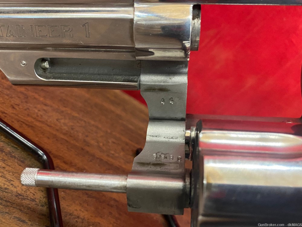 Taurus Model 44 Mountaineer 1 .44 Magnum 6 Shot Stainless Steel Revolver -img-7