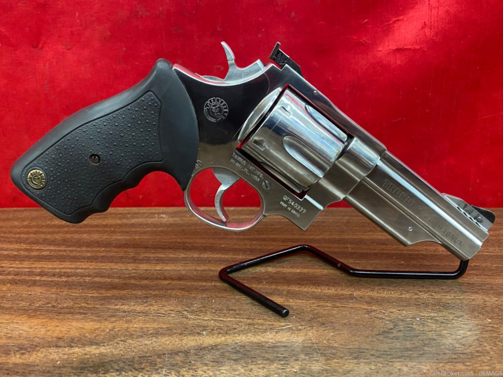 Taurus Model 44 Mountaineer 1 .44 Magnum 6 Shot Stainless Steel Revolver -img-16