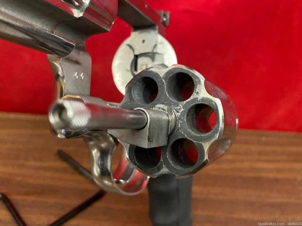 Taurus Model 44 Mountaineer 1 .44 Magnum 6 Shot Stainless Steel Revolver -img-11