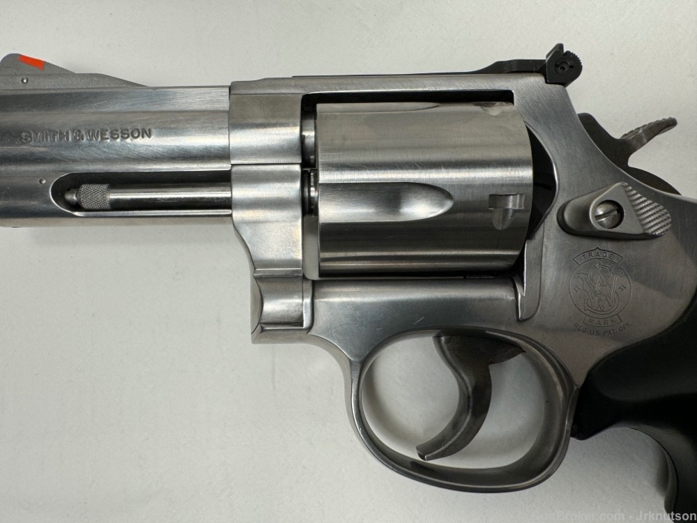 Smith and Wesson 696-1 5 shot .44 spl very nice revolver 3” barrel -img-3