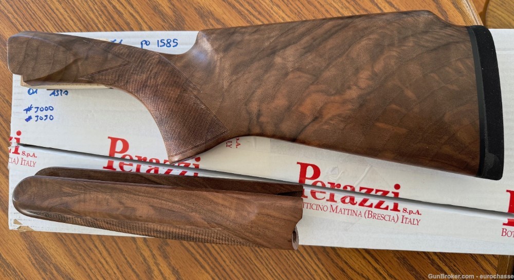 PERAZZI  LEFT HAND STOCK AND FOREND FOR MX8 OR MX 1, BRAND NEW-img-0