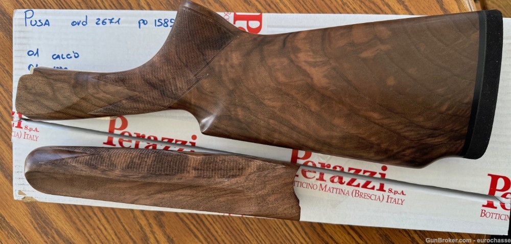 PERAZZI  LEFT HAND STOCK AND FOREND FOR MX8 OR MX 1, BRAND NEW-img-1