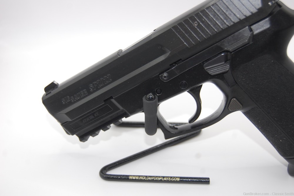 Sig Sauer SP2022 Pistol .357 Sig Like New in case with 1 Magazine-img-4