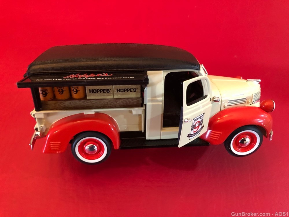 Ertl 1947 Hoppe’s 100 Year Anniversary Dodge Canopy Delivery Truck 21135-P -img-12