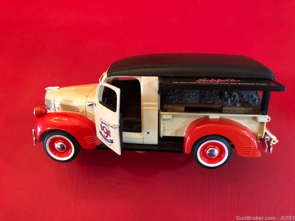 Ertl 1947 Hoppe’s 100 Year Anniversary Dodge Canopy Delivery Truck 21135-P -img-14