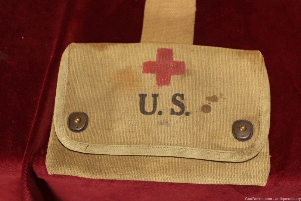 US M1918 Mounted Belt - 9 Pocket with First Aid Pouch-img-7