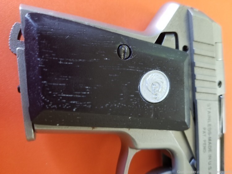 AMT/iAi Small Frame Backup grips (22LR, .380, 9mm Kurz) with Medallions-img-5