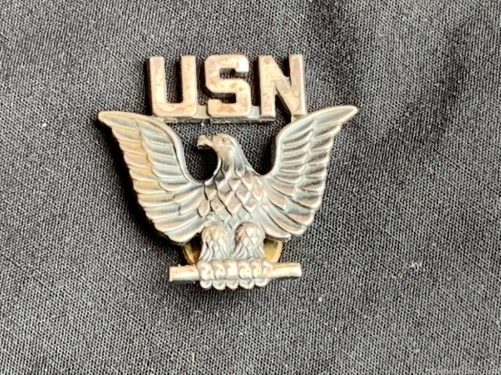 WWII US NAVY OFFICER INSIGNIA HAT CAP BADGE PINS-img-5