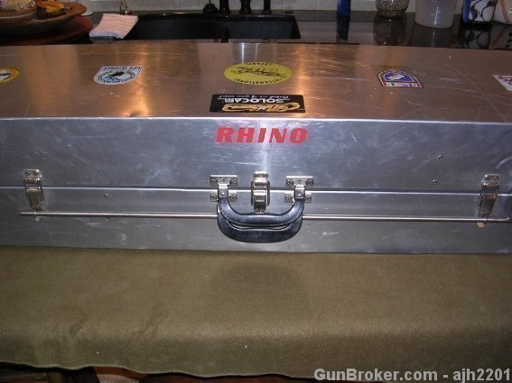 Bow case for two, aluminum heavy duty by Rhino-img-0