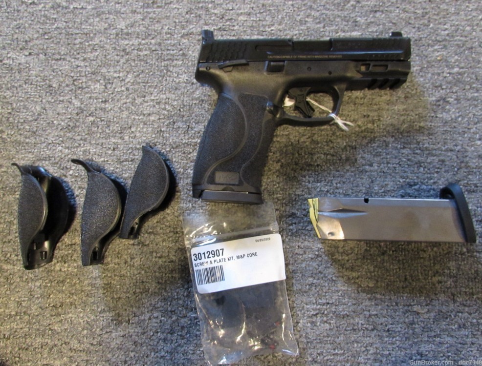 Smith & Wesson M&P 2.0 10 MM pistol-img-4