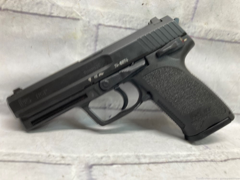 Heckler & Koch HK USP 9mm Pistol made in Germany-img-0