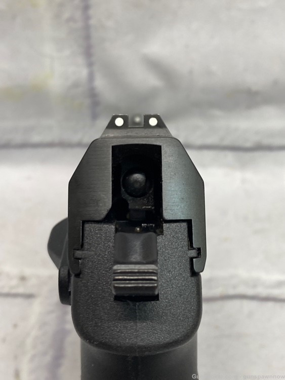 Heckler & Koch HK USP 9mm Pistol made in Germany-img-8