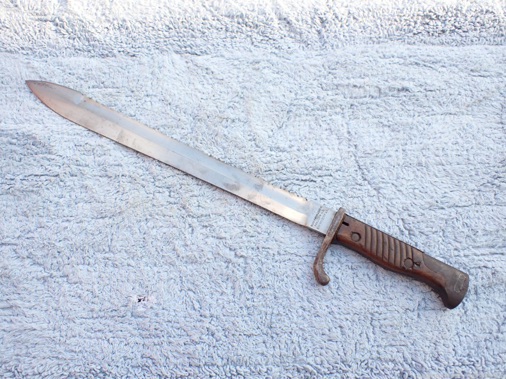 IMPERIAL GERMAN WWI BUTCHER SAW BACK BLADE BAYONET WITH SCABBARD DATED 1916-img-4