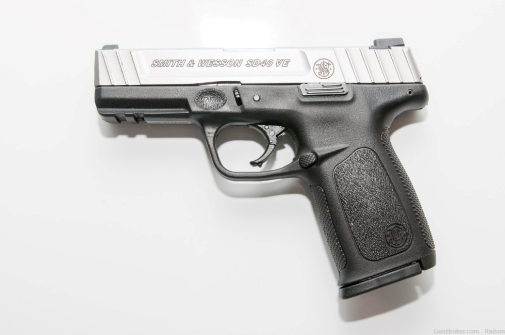 Smith & Wesson SD 40 VE | .40 Caliber | Two Tone-img-0