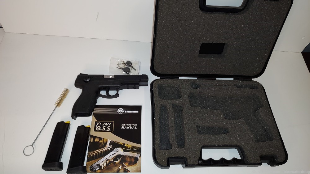 New Old Stock Taurus Tactical PT 24/7 OSS DS 9mm 17 rds 1-247OSS9B-17-img-1