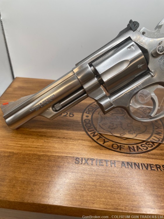 Smith & Wesson Model 66-2 Nassau County PD 60th Anniversary-img-3