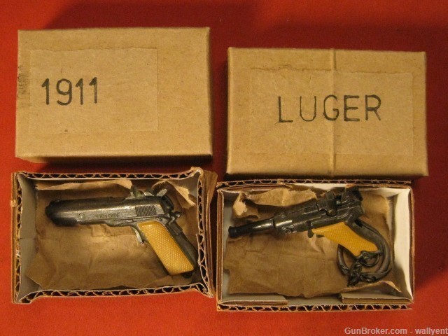 1911 & Luger Miniature Vintage Pistols Toy -img-0