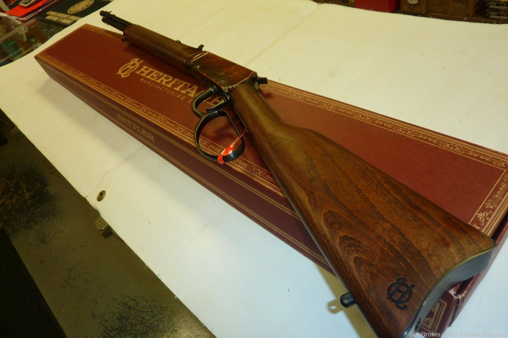 HERITAGE SETTLER 22 CAL 20" BBL VER ACTION RIFLE-img-1