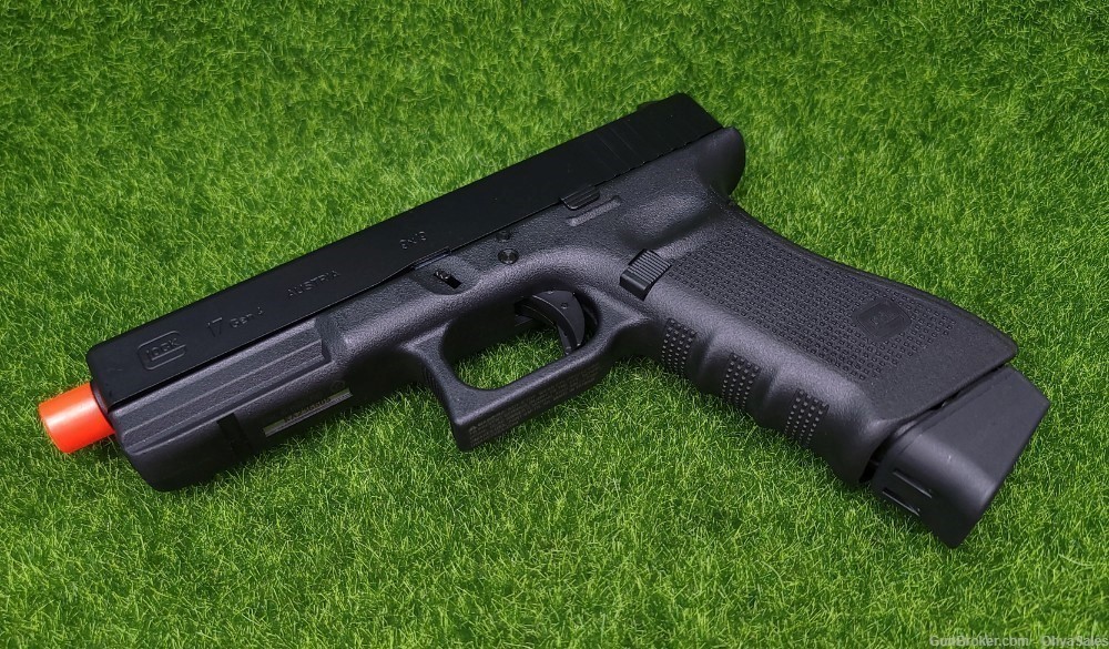 Umarex Glock 17 Gen 4 6mm CO2 Semi-Auto Airsoft Pistol, 23 Rounds - 2276318-img-3