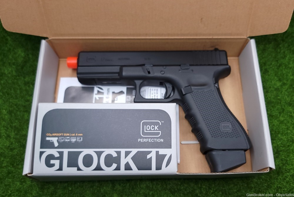 Umarex Glock 17 Gen 4 6mm CO2 Semi-Auto Airsoft Pistol, 23 Rounds - 2276318-img-0