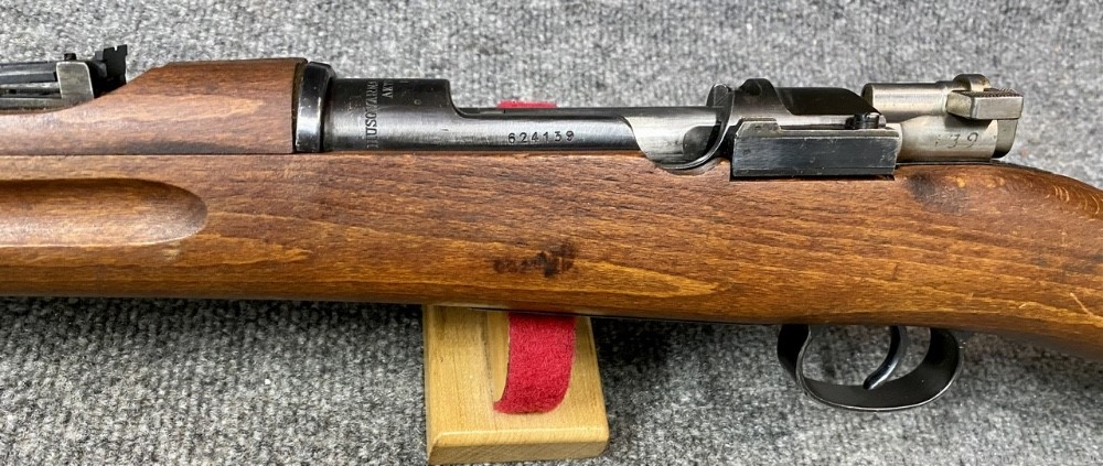 Swedish Mauser M38 Carbine Husqvarna 1941 nice matching ammo dies clips -img-19