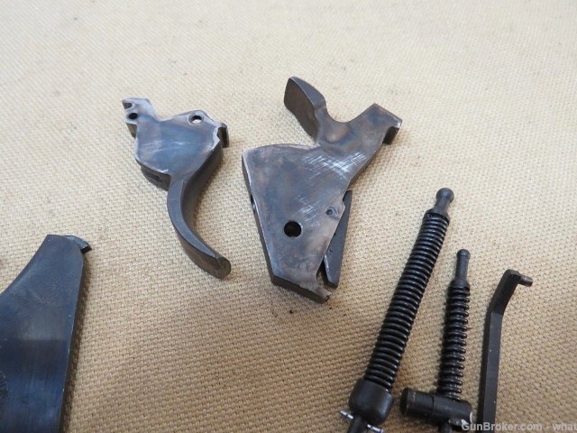 Taurus Model 607 .357 Hammer Trigger Sideplate & Small Assembly Parts-img-3