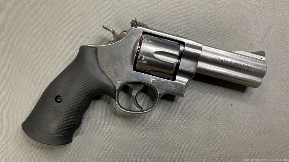 Smith & Wesson Model 610 10mm Revolver 12463-img-4