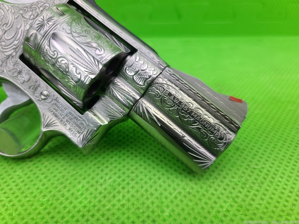 Smith & Wesson 686 ( 686-4 ) 357 MAG STAINLESS 2 1/2" FULLY HAND ENGRAVED -img-2