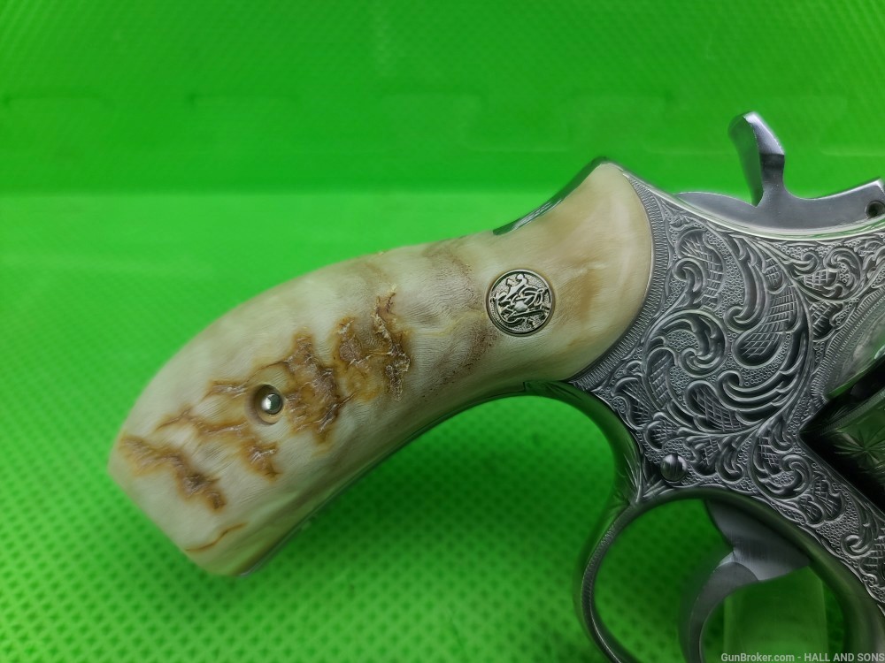Smith & Wesson 686 ( 686-4 ) 357 MAG STAINLESS 2 1/2" FULLY HAND ENGRAVED -img-5