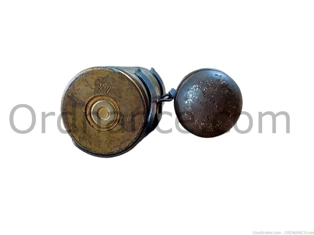 20mm German WWII H.E.M. round with link MG151/20 Autocannon 20x82mm shell -img-6