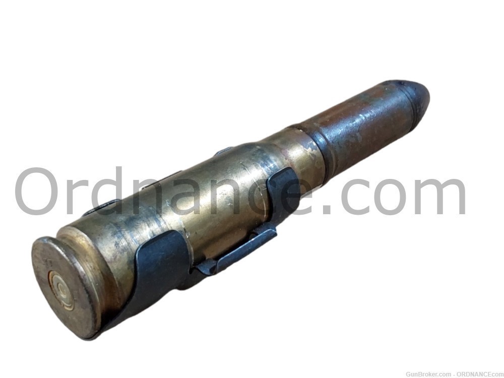 20mm German WWII H.E.M. round with link MG151/20 Autocannon 20x82mm shell -img-3