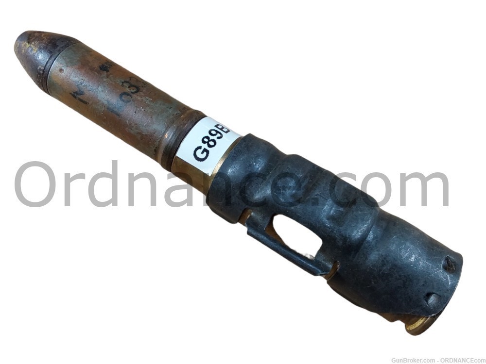 20mm German WWII H.E.M. round with link MG151/20 Autocannon 20x82mm shell -img-1