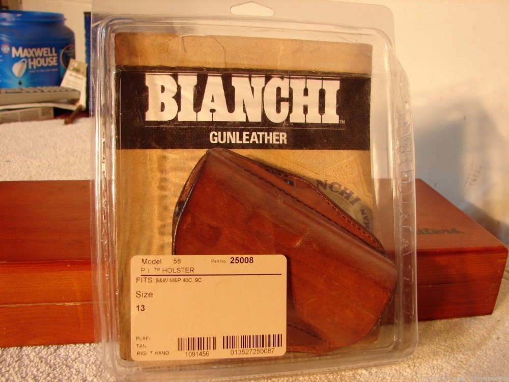 S&W M&P 40C OR 9C HOLSTER BY BIANCHI RIGHT HAND MODEL 58 WITH BOX-img-1