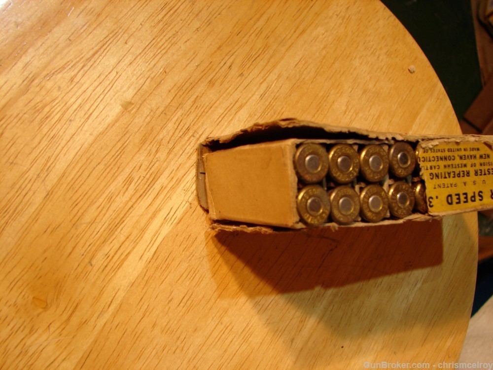 WINCHESTER 303 SAVAGE FACTORY AMMO 20 ROUNDS 190 GRN BOX IN BAD SHAPE-img-11