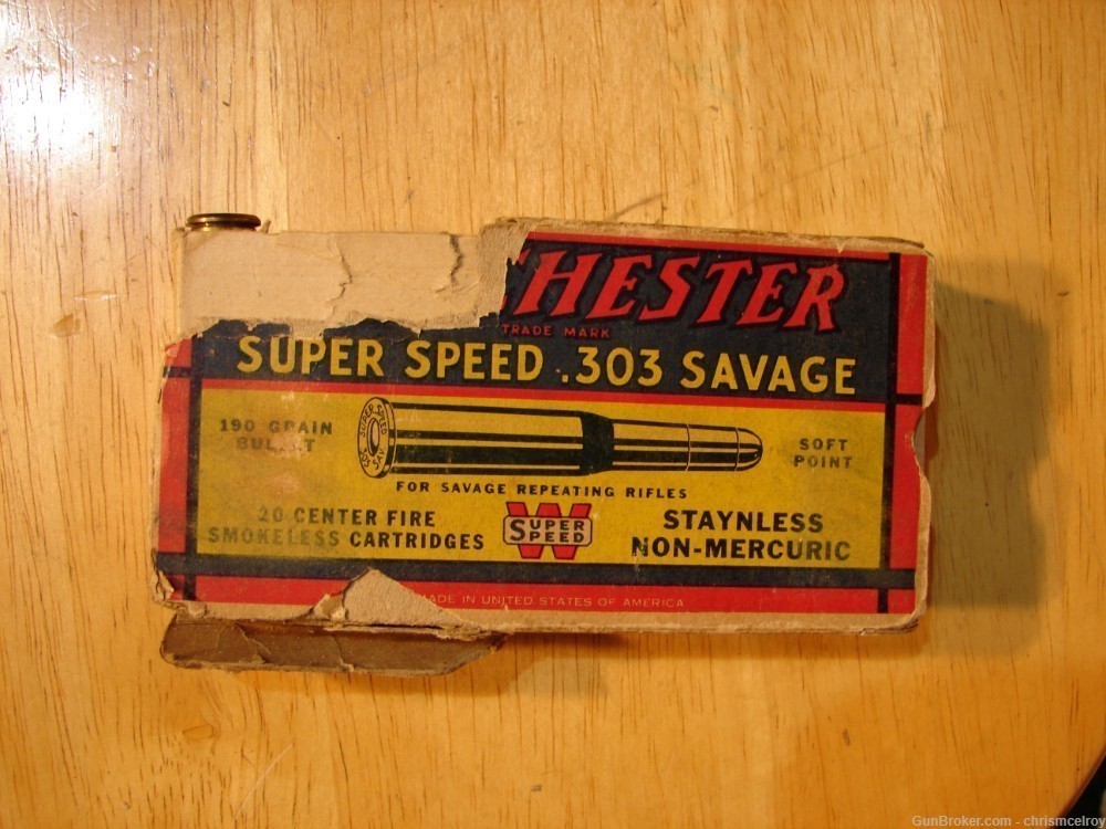 WINCHESTER 303 SAVAGE FACTORY AMMO 20 ROUNDS 190 GRN BOX IN BAD SHAPE-img-4