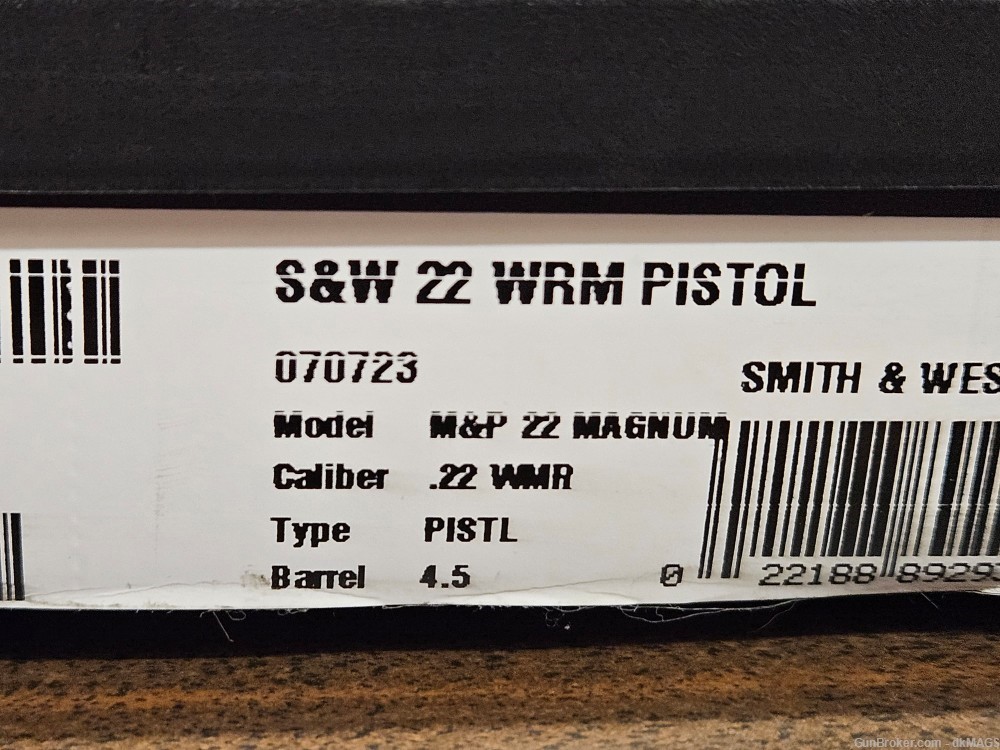 Smith & Wesson M&P 22 WRM Pistol 4.5in Barrel 30 Round .22Mag Magazines-img-36