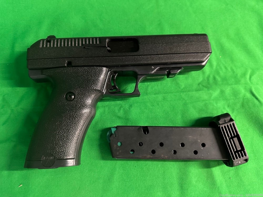 HI-POINT JCP40  semi auto pistol with 1 mag-img-1