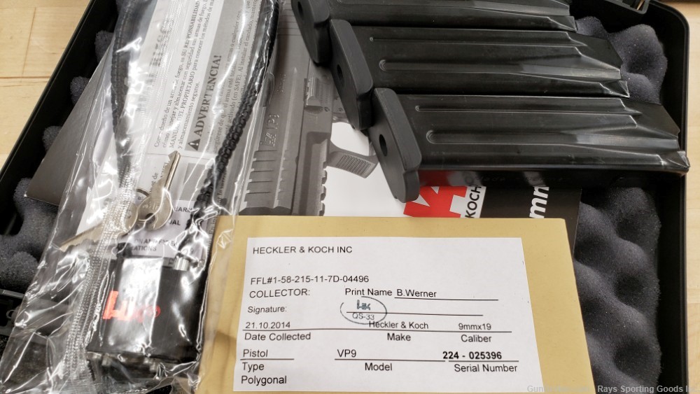 HK VP9 USED 9mm 4 magazines comes in box-img-6