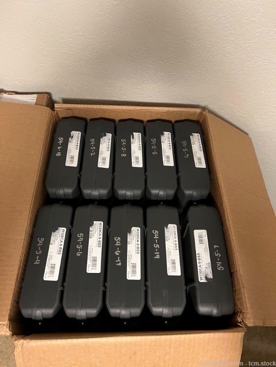 *LOT OF 10* Sig Sauer P320 Cases -img-1